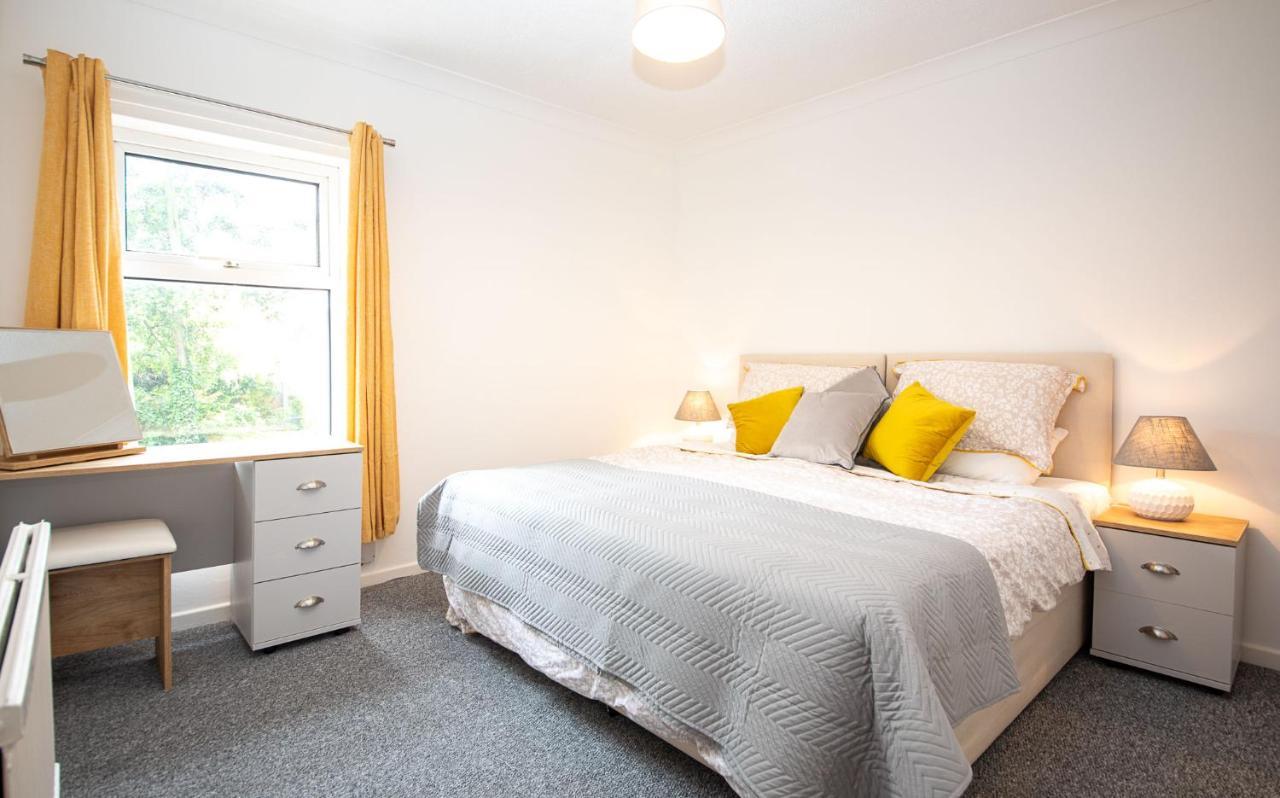 Bright 3 Bedroom Townhouse Near City Centre 노리치 외부 사진